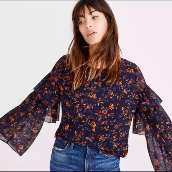MADEWELL Navy Floral Ruffle Sleeve Top